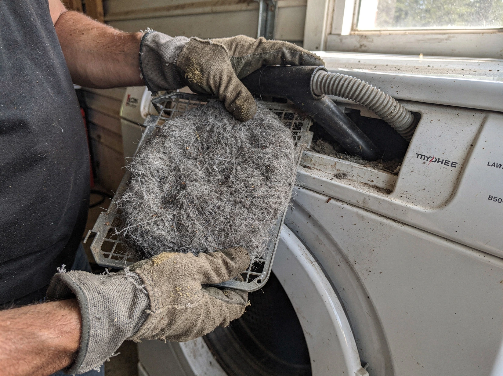Cleaning Dryer Lint Trap service in Mead, CO